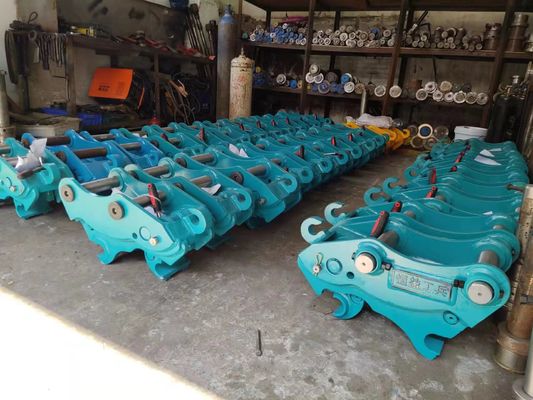 उच्च गुणवत्ता 10-30t हाइड्रोलिक उत्खनन त्वरित हिच झुकाव त्वरित हिच उत्खनन निर्माण के लिए Cat के लिए संलग्नक Hitachi Sany