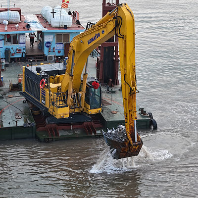 उच्च पहुंच वाले उत्खनन उपकरण लंबी बांह